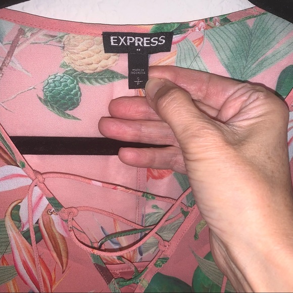 Express Tropical Dress - Picture 7 of 16